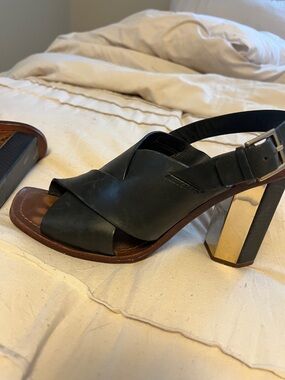 Tory Burch Black Leather Cross-Strap Sandals with Gold Block Heel